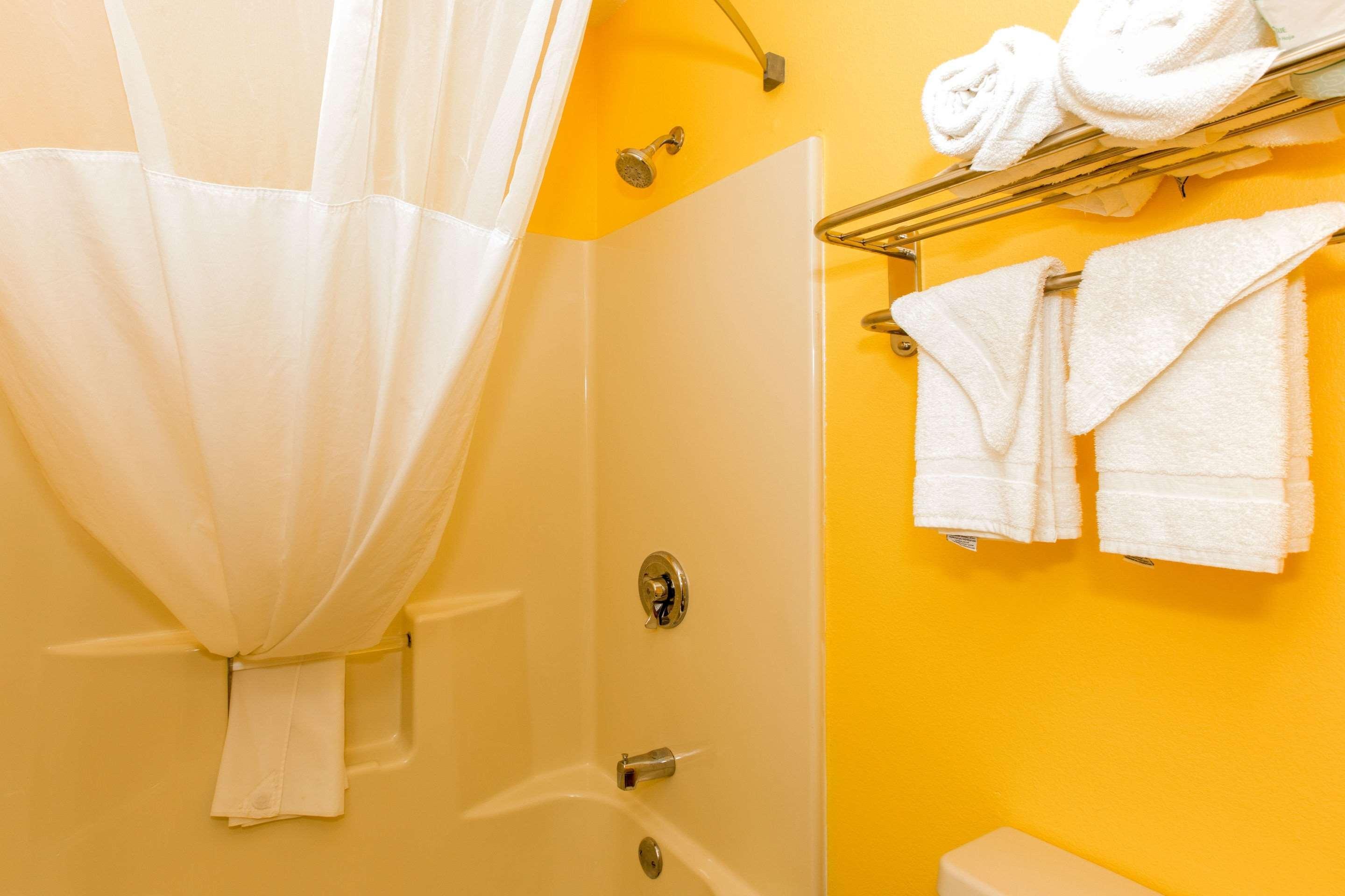 Quality Inn Albertville Us 431 Buitenkant foto