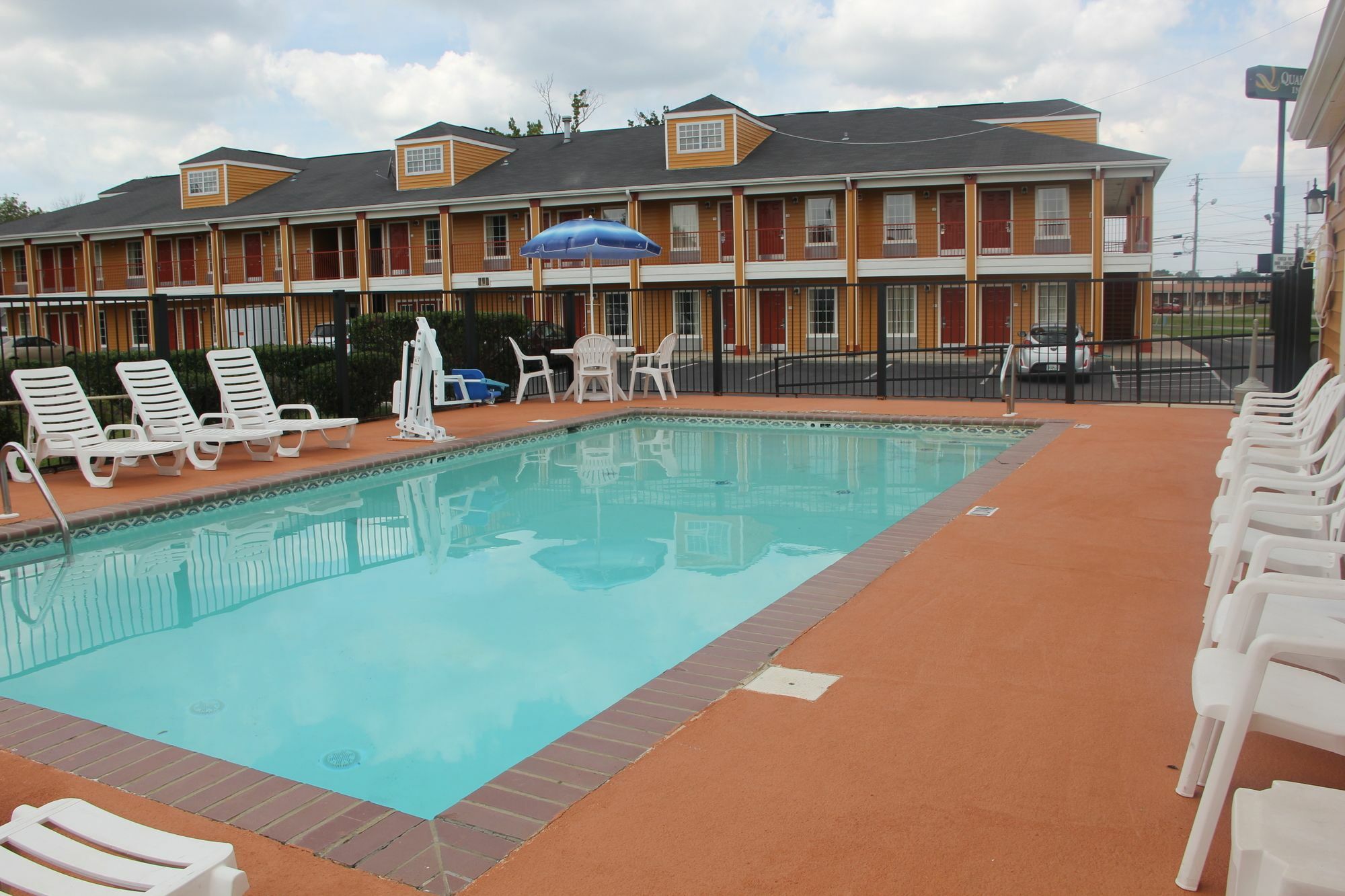 Quality Inn Albertville Us 431 Buitenkant foto